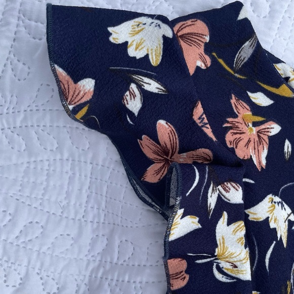 Pretty Floral Dress with Ruffles - Picture 5 of 5